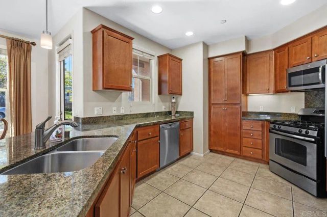 11130 Taloncrest Way Unit 11, San Diego, CA 92126