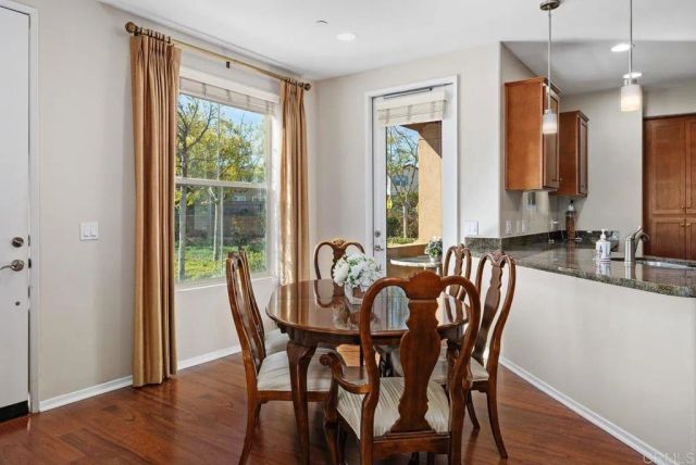 11130 Taloncrest Way Unit 11, San Diego, CA 92126