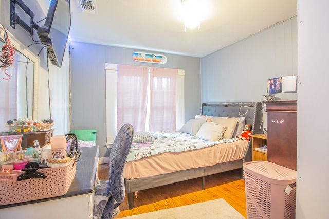 1501 8th Street, Levelland, TX 79336