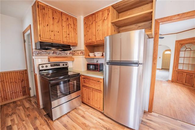 2022 8th Street, Eau Claire, WI 54703