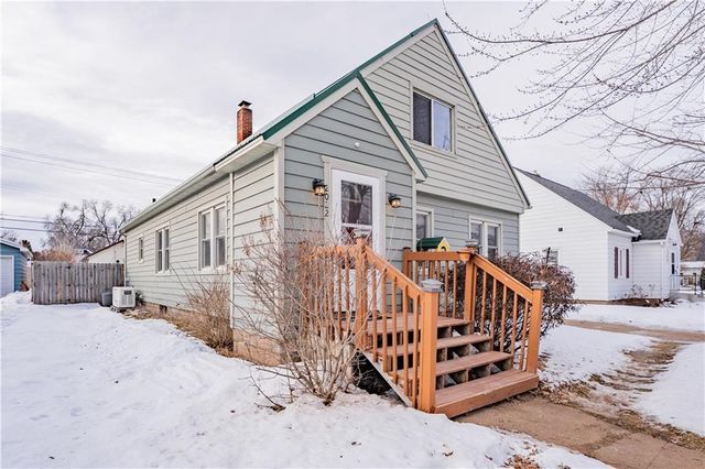 2022 8th Street, Eau Claire, WI 54703