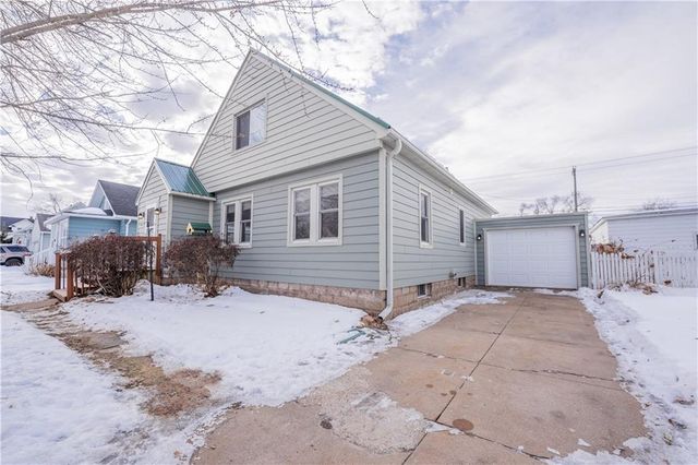 2022 8th Street, Eau Claire, WI 54703