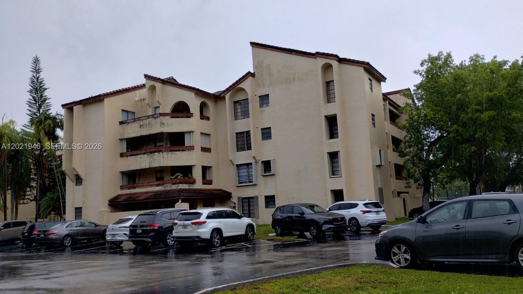 12455 SW 93rd Ter 208T, Miami, FL 33186