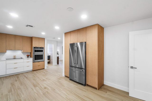 2634 SW 5th Street, Boynton Beach, FL 33435