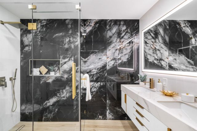 2634 SW 5th Street, Boynton Beach, FL 33435