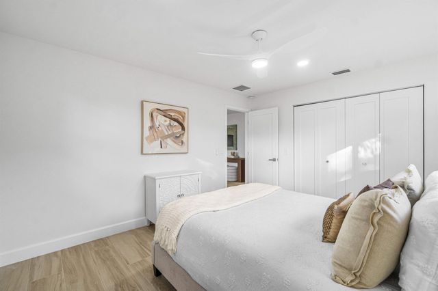 2634 SW 5th Street, Boynton Beach, FL 33435