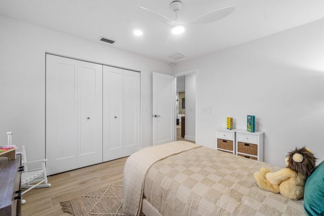 2634 SW 5th Street, Boynton Beach, FL 33435