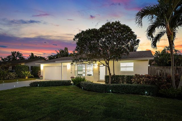 2634 SW 5th Street, Boynton Beach, FL 33435