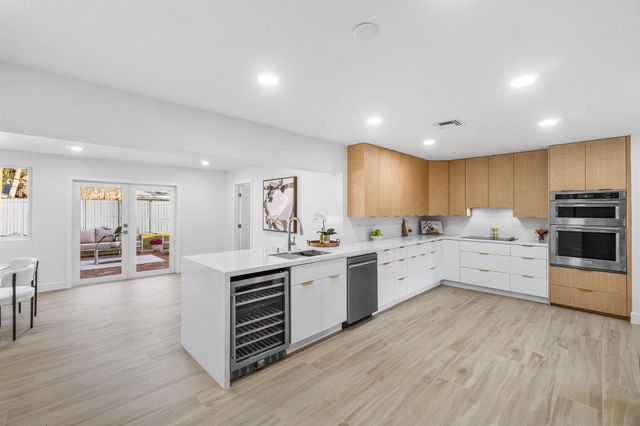 2634 SW 5th Street, Boynton Beach, FL 33435