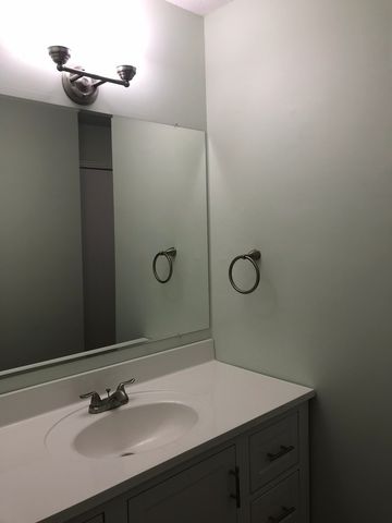 1661 Baltimore Dr Apt A, Clarksville, TN 37043