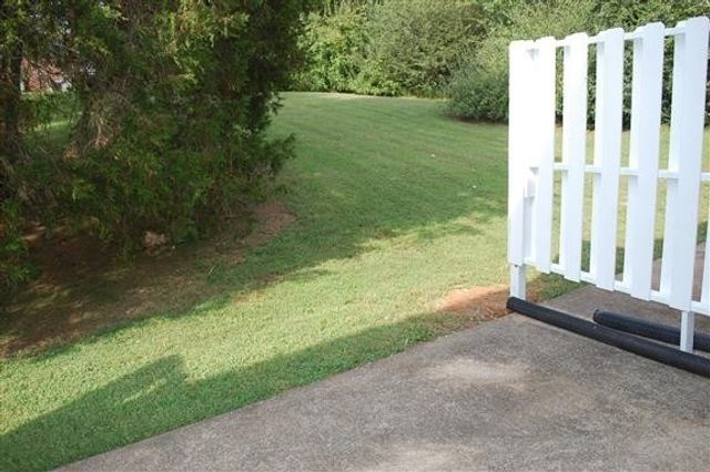 1661 Baltimore Dr Apt A, Clarksville, TN 37043