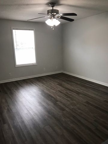 1661 Baltimore Dr Apt A, Clarksville, TN 37043