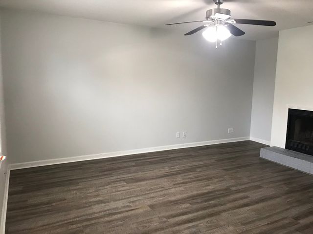 1661 Baltimore Dr Apt A, Clarksville, TN 37043