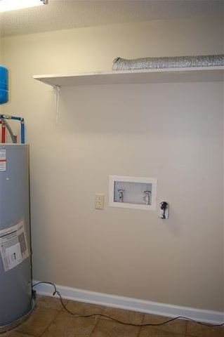 1661 Baltimore Dr Apt A, Clarksville, TN 37043