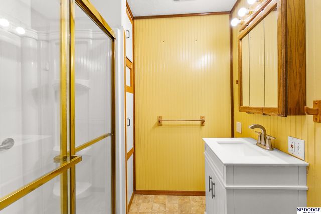 511 Poppleton Avenue, Omaha, NE 68108