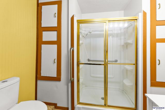 511 Poppleton Avenue, Omaha, NE 68108