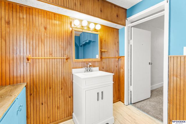 511 Poppleton Avenue, Omaha, NE 68108