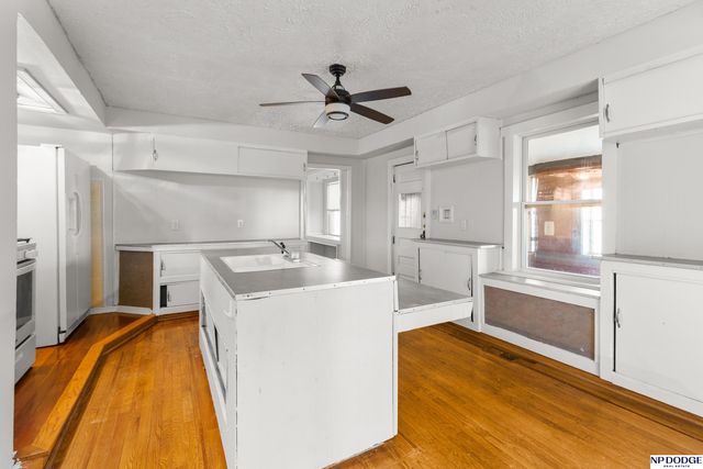 511 Poppleton Avenue, Omaha, NE 68108