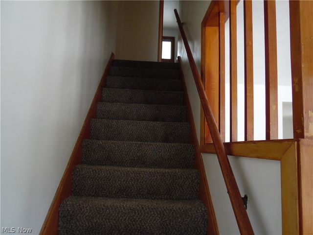 210 Clara Court, Louisville, OH 44641