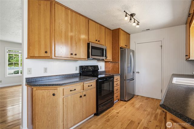 2570 Taylor Avenue, Longview, WA 98632