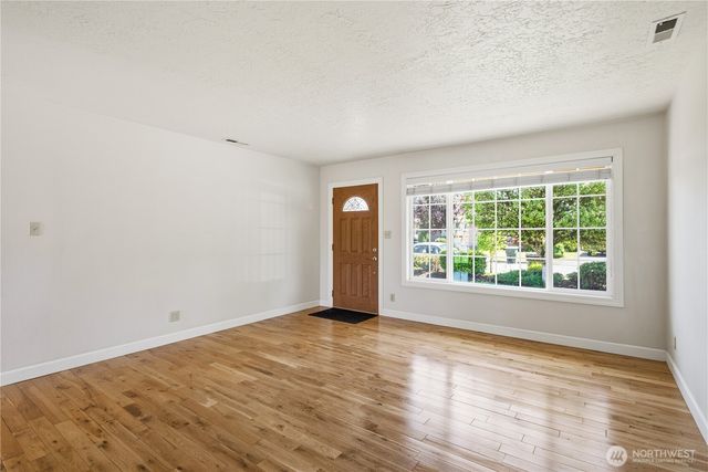 2570 Taylor Avenue, Longview, WA 98632