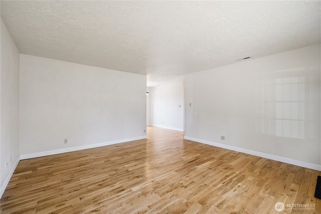 2570 Taylor Avenue, Longview, WA 98632