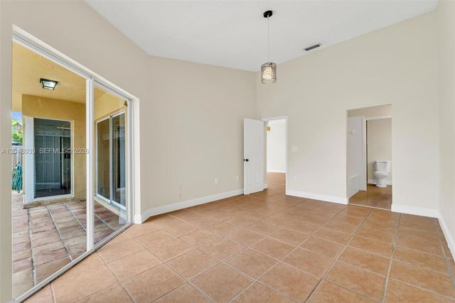 4916 SW 154th Ave, Miami, FL 33185