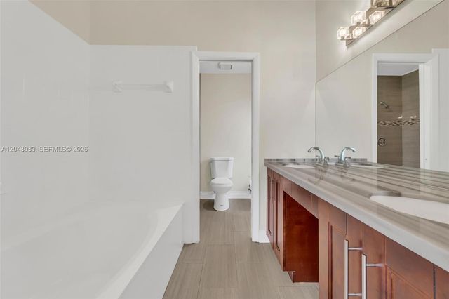 4916 SW 154th Ave, Miami, FL 33185