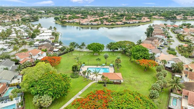 4916 SW 154th Ave, Miami, FL 33185