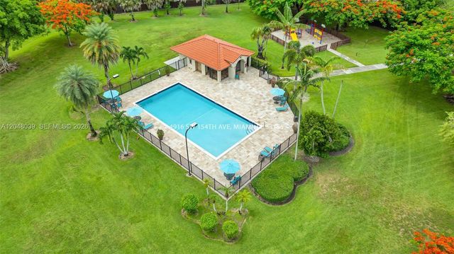 4916 SW 154th Ave, Miami, FL 33185