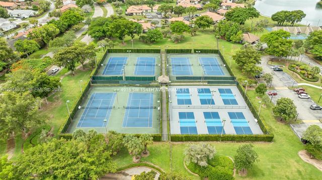 4916 SW 154th Ave, Miami, FL 33185