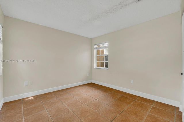 4916 SW 154th Ave, Miami, FL 33185
