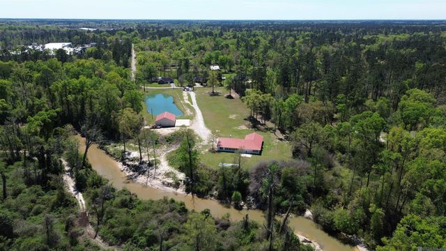 45210 Durbin Rd, Hammond, LA 70401