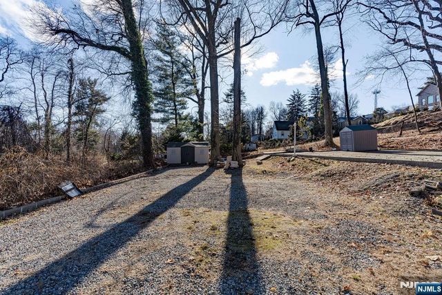 64 Century Road, Paramus, NJ 07652