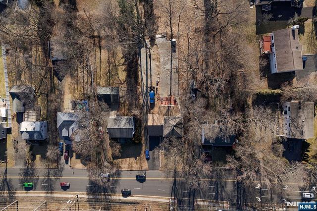 64 Century Road, Paramus, NJ 07652