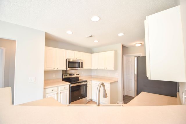 225 Kittiwake Lane, Boiling Springs, SC 29316