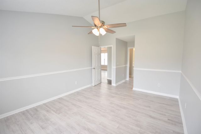 225 Kittiwake Lane, Boiling Springs, SC 29316