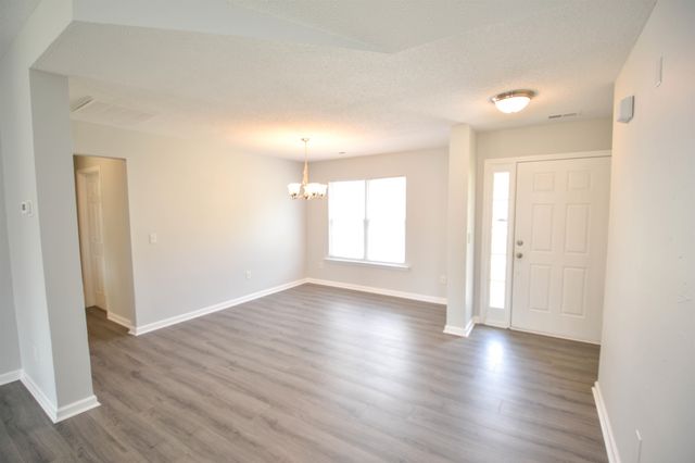225 Kittiwake Lane, Boiling Springs, SC 29316