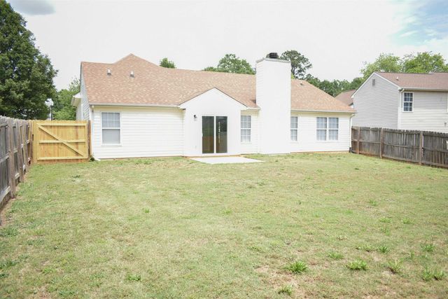225 Kittiwake Lane, Boiling Springs, SC 29316