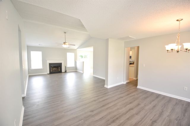 225 Kittiwake Lane, Boiling Springs, SC 29316