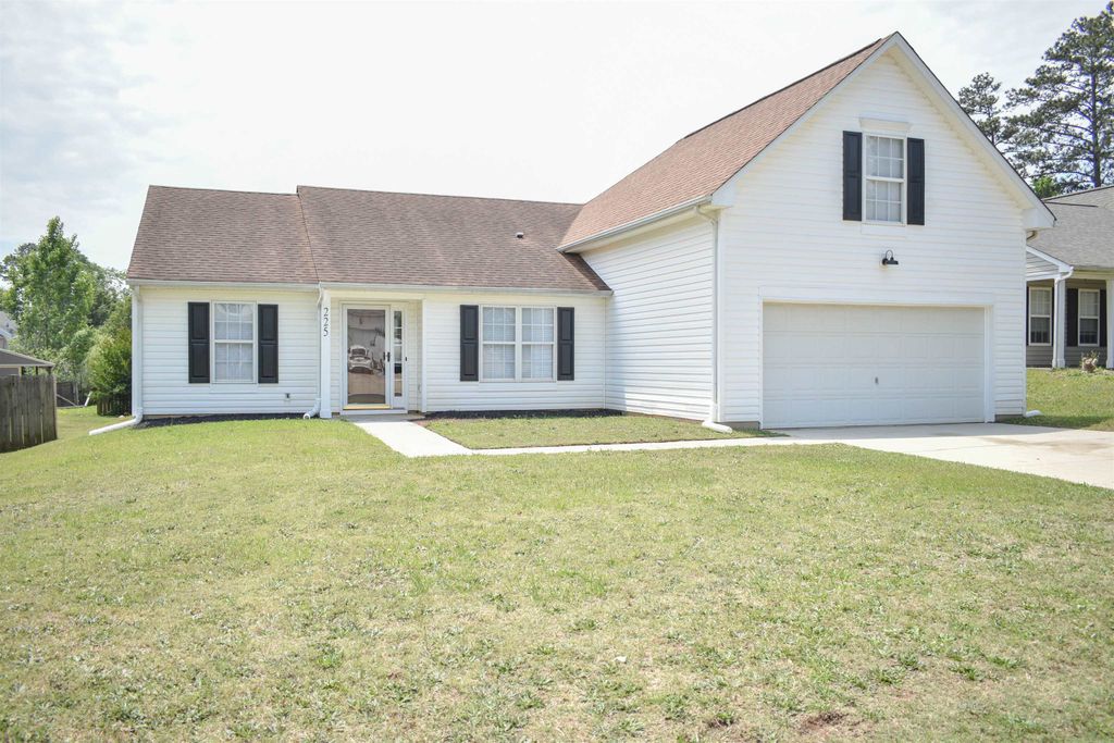 225 Kittiwake Lane, Boiling Springs, SC 29316