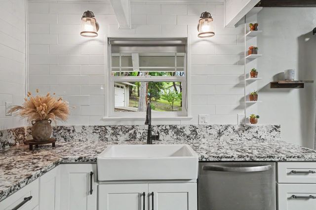 16425 Carolyn Way, Pioneer, CA 95666
