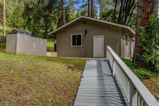 16425 Carolyn Way, Pioneer, CA 95666