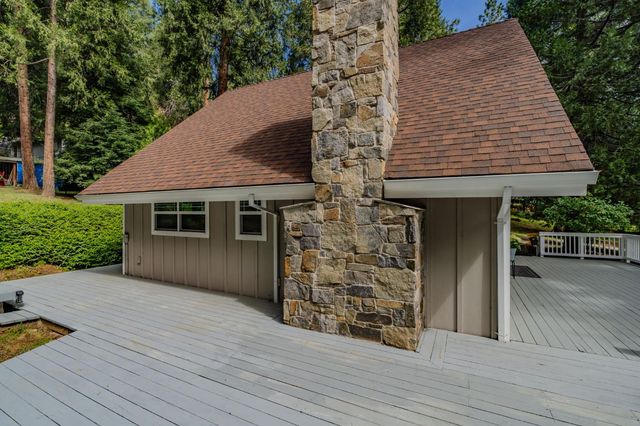 16425 Carolyn Way, Pioneer, CA 95666