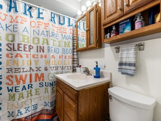 37127 N Hillside Drive, Lake Villa, IL 60046
