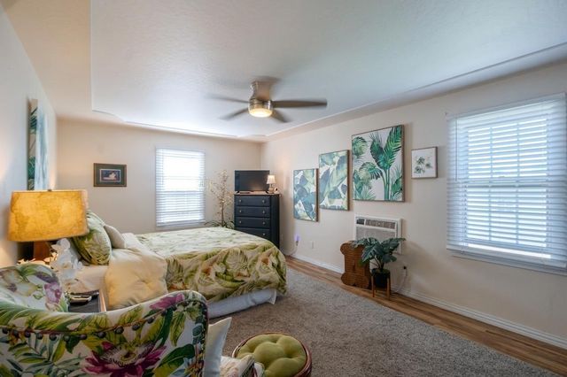 343 Poplar Ave, Manteca, CA 95336