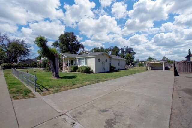 343 Poplar Ave, Manteca, CA 95336