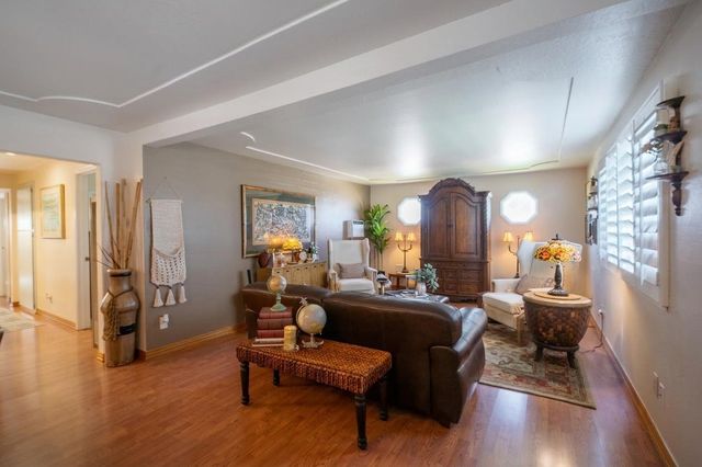 343 Poplar Ave, Manteca, CA 95336