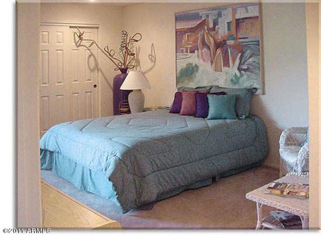 12212 N PARADISE VILLAGE Parkway 413, Phoenix, AZ 85032