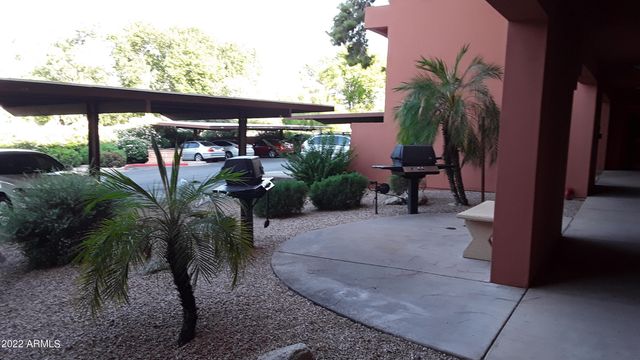 12212 N PARADISE VILLAGE Parkway 413, Phoenix, AZ 85032